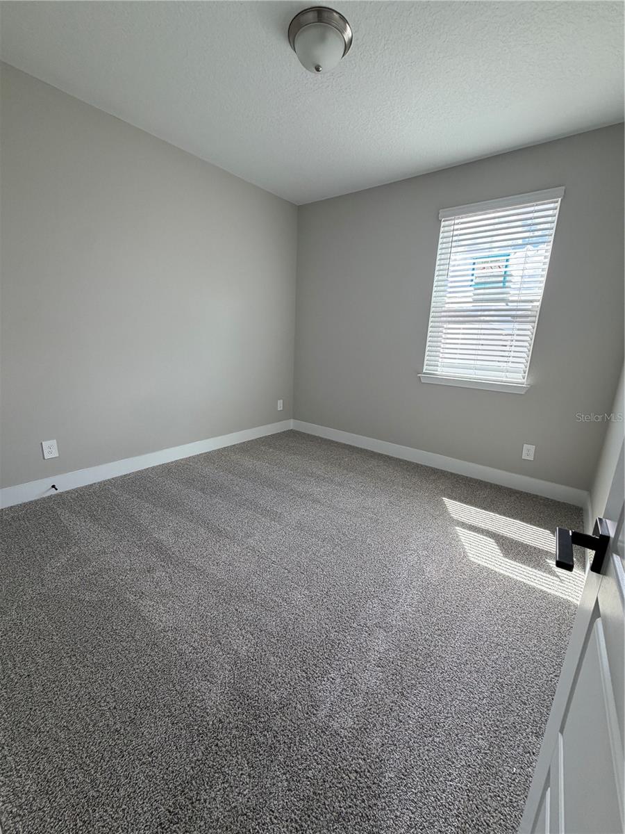 SILVERLEAF RESERVE BUNGALOWS - Residential Lease