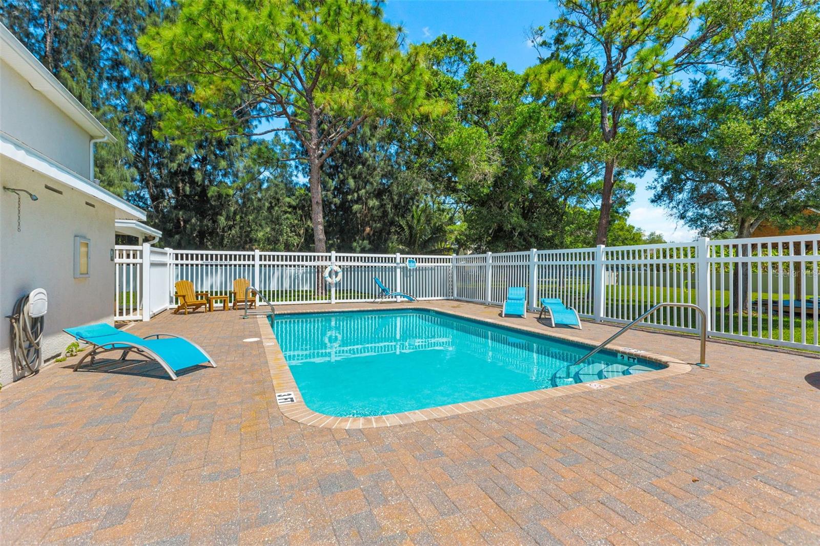 PLANTATION CONDO THE - Residential