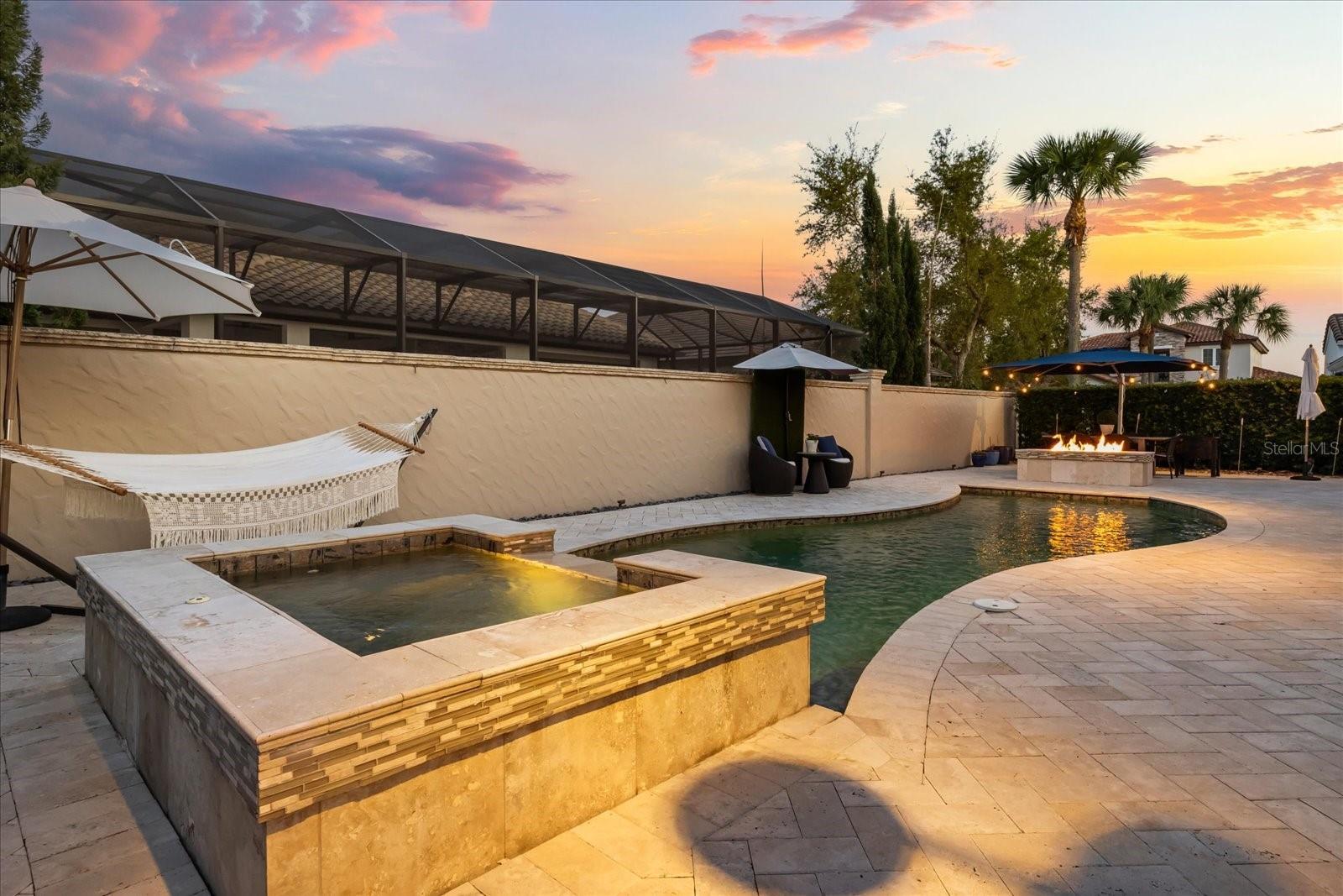 CASA DEL LAGO - Residential