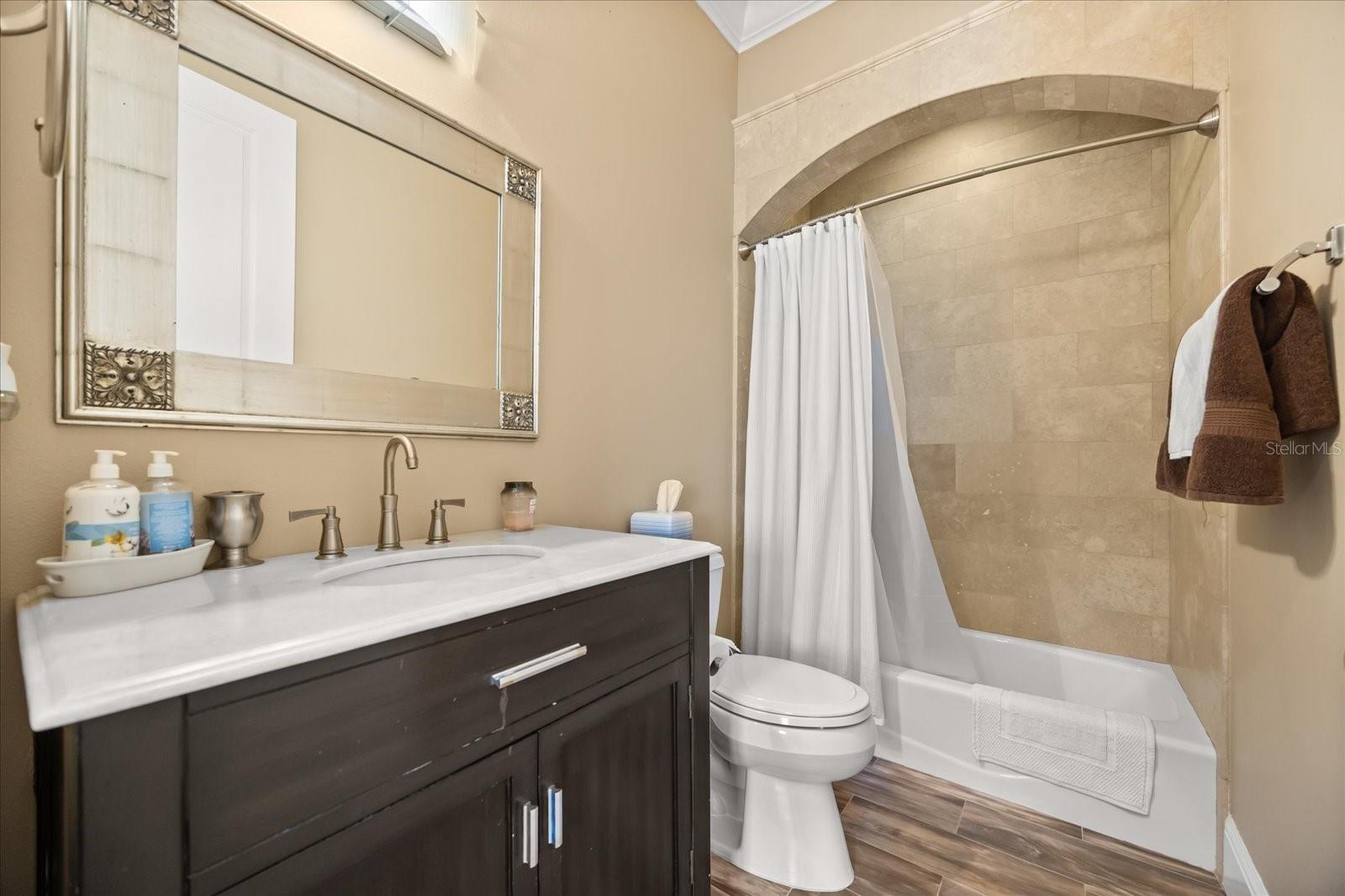 CASA DEL LAGO - Residential