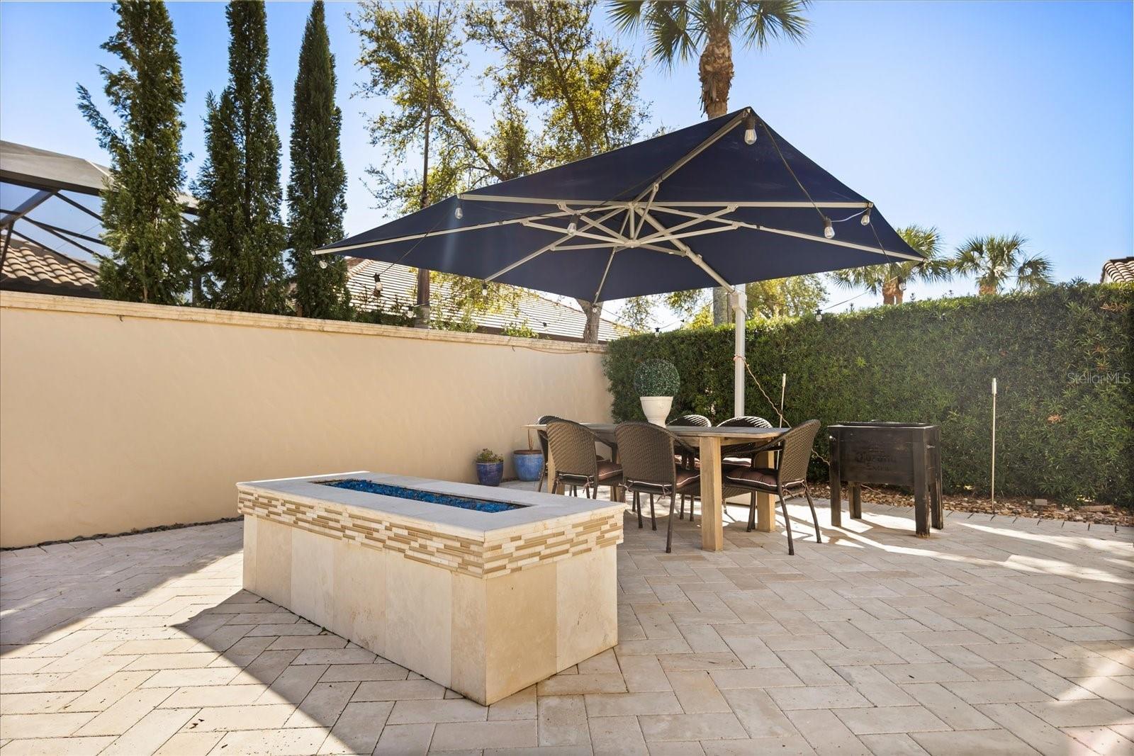 CASA DEL LAGO - Residential