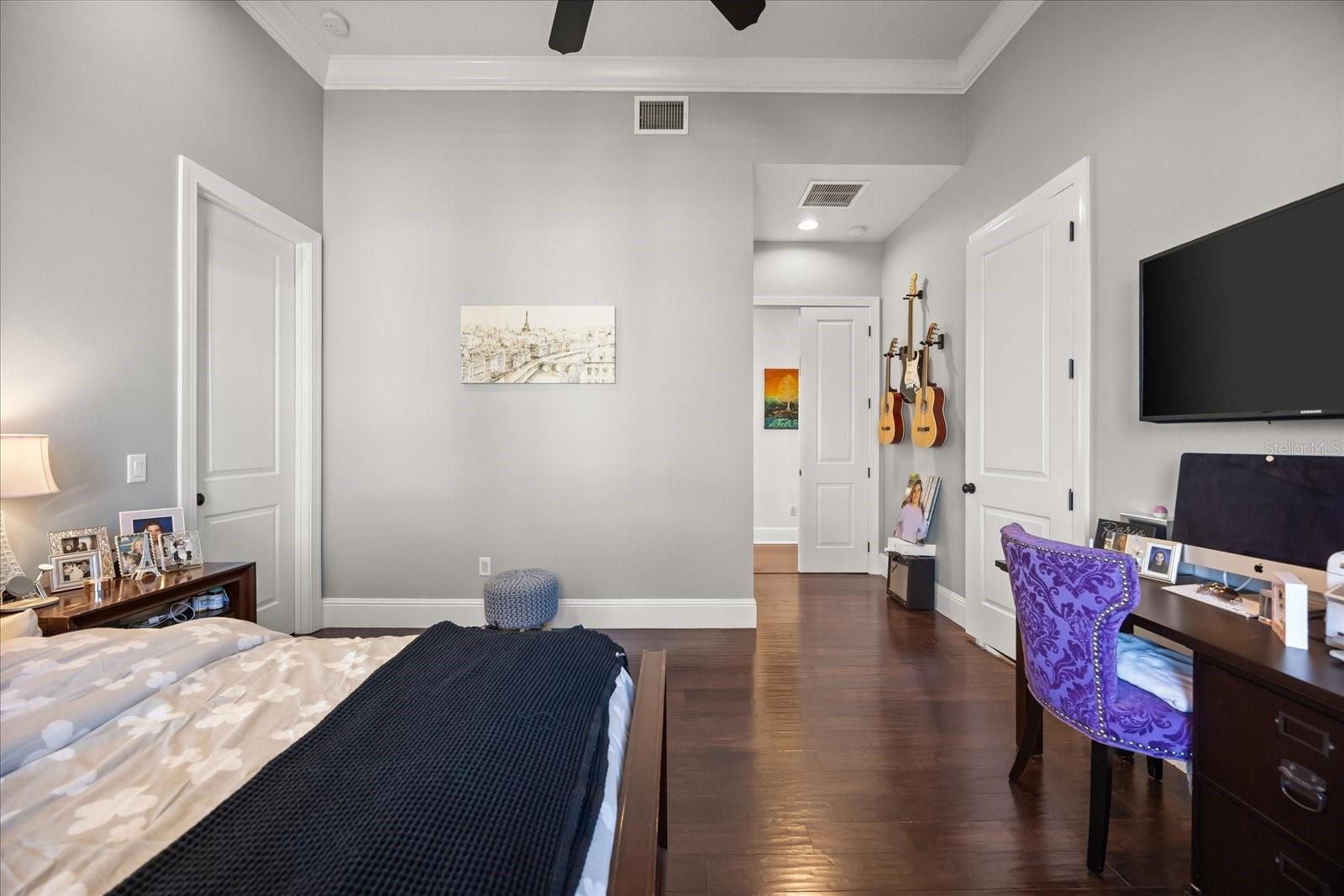 CASA DEL LAGO - Residential