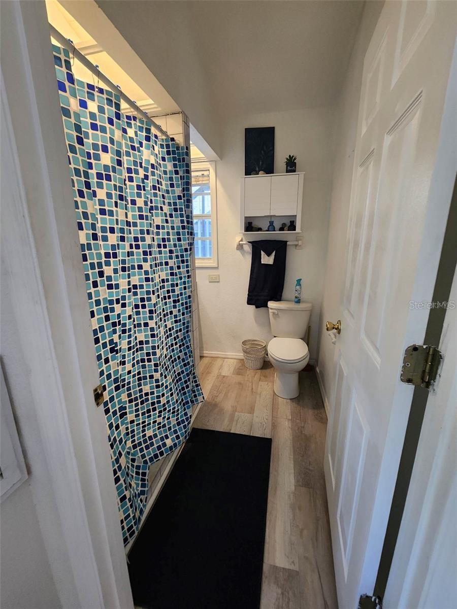 POS SUB OF BLKS G & H - Residential Lease