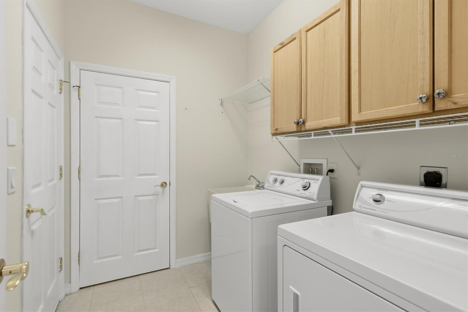 VENETIAN FALLS PH 1 - Residential