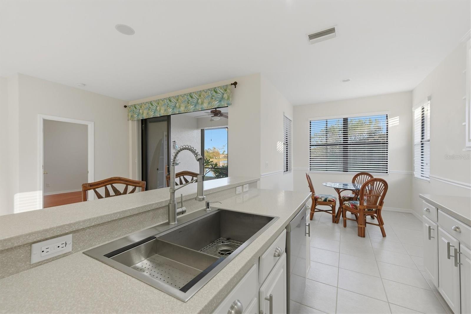 VENETIAN FALLS PH 1 - Residential