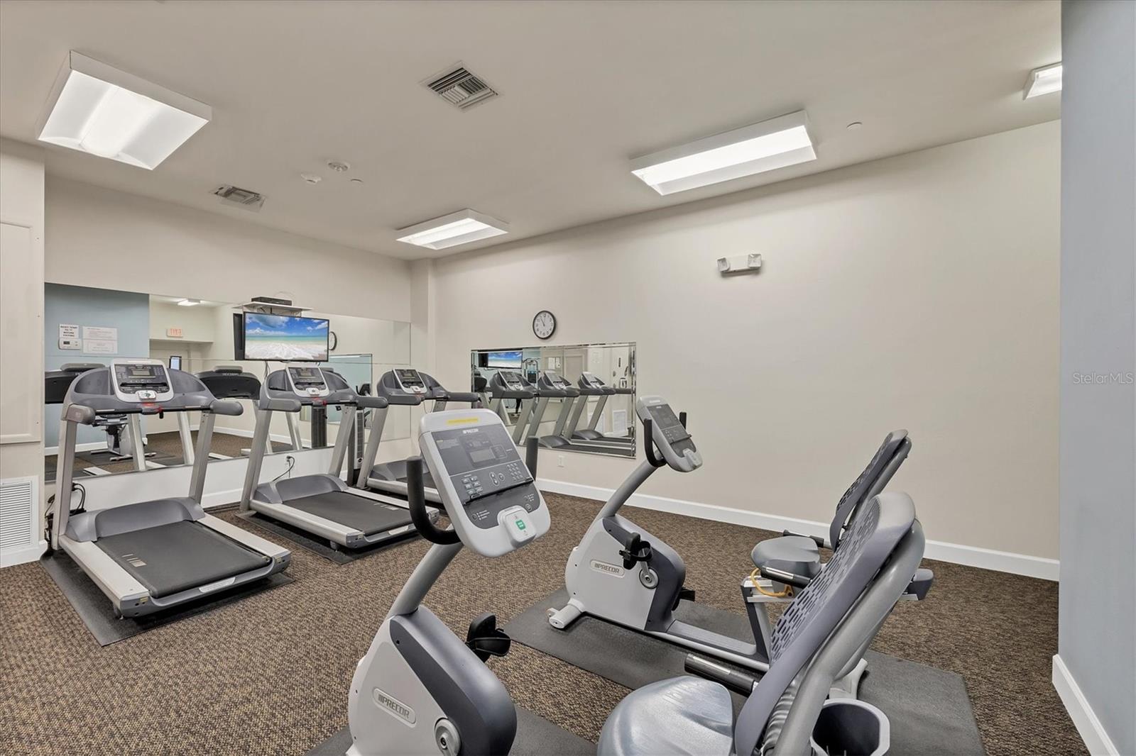 LIDO BEACH CLUB - Residential