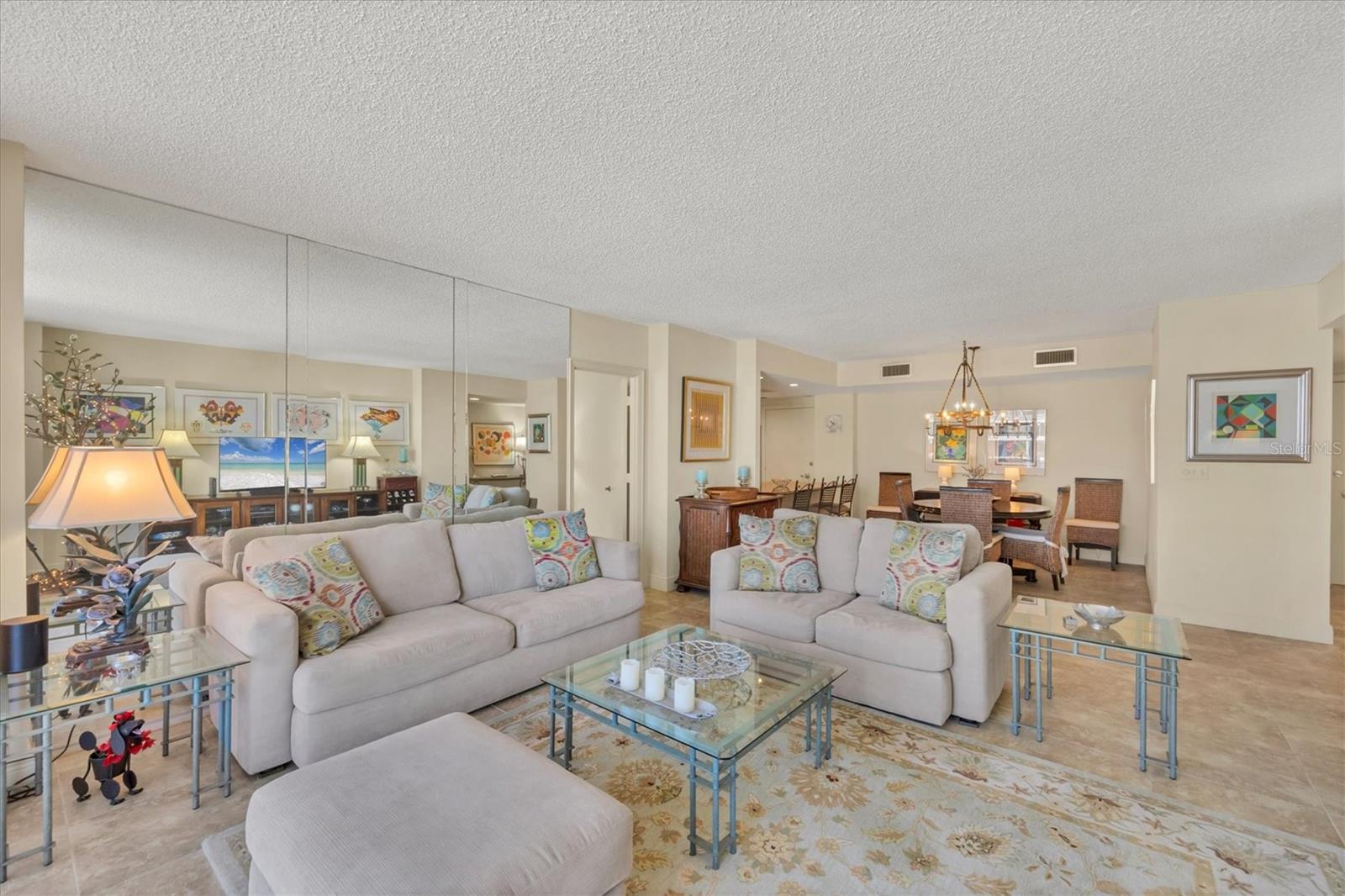 LIDO BEACH CLUB - Residential