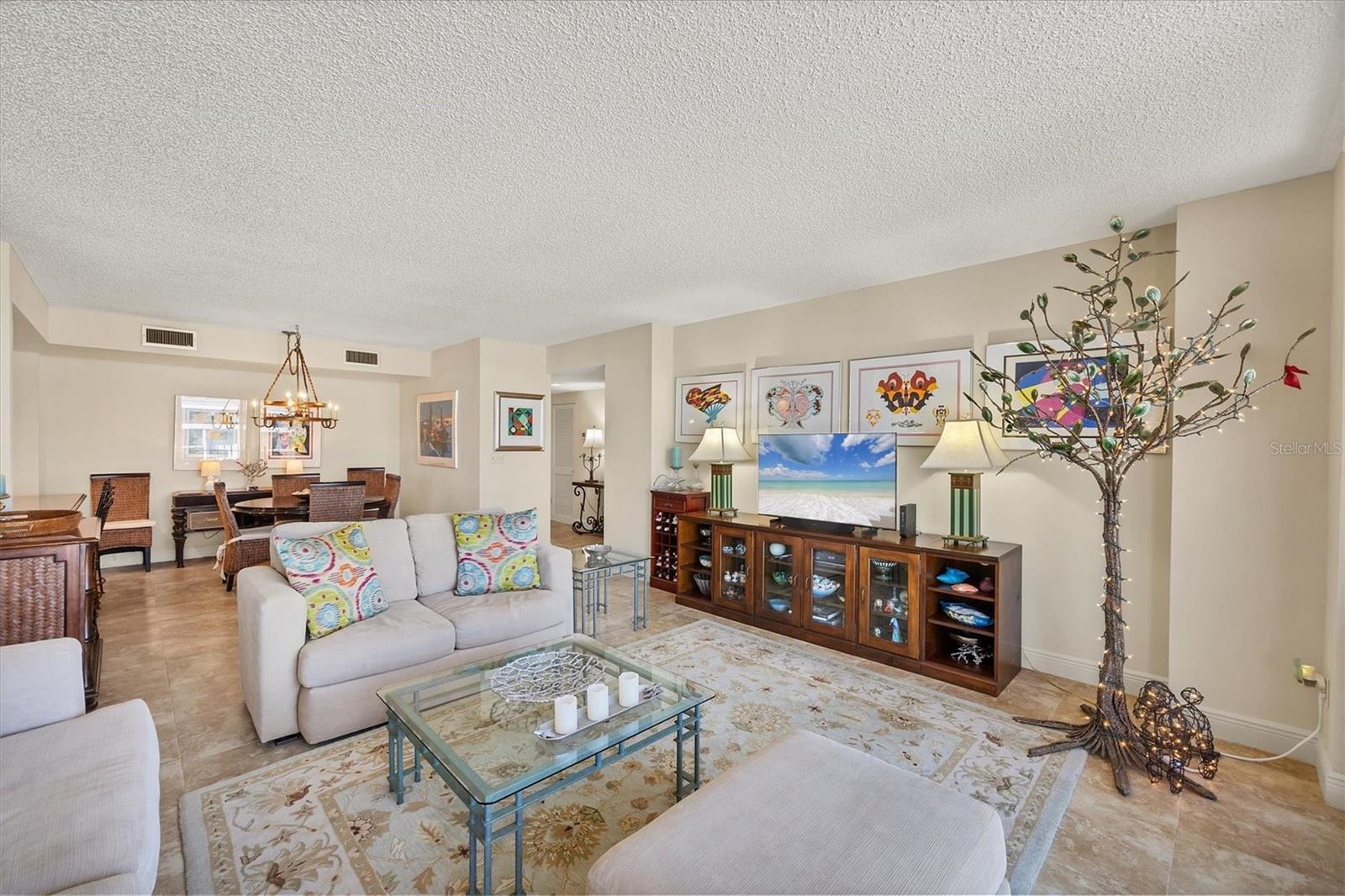 LIDO BEACH CLUB - Residential