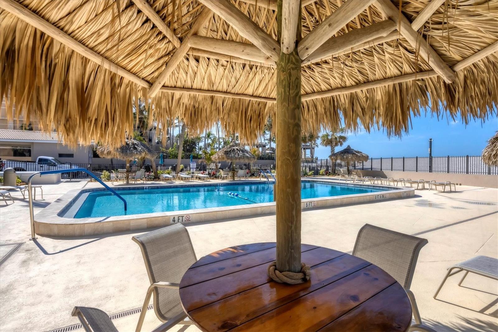 LIDO BEACH CLUB - Residential