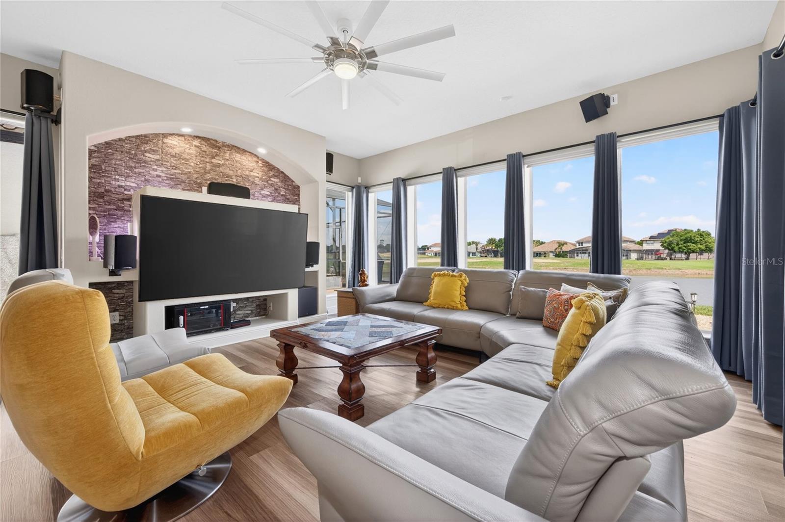 GREENS/PROVIDENCE - Residential