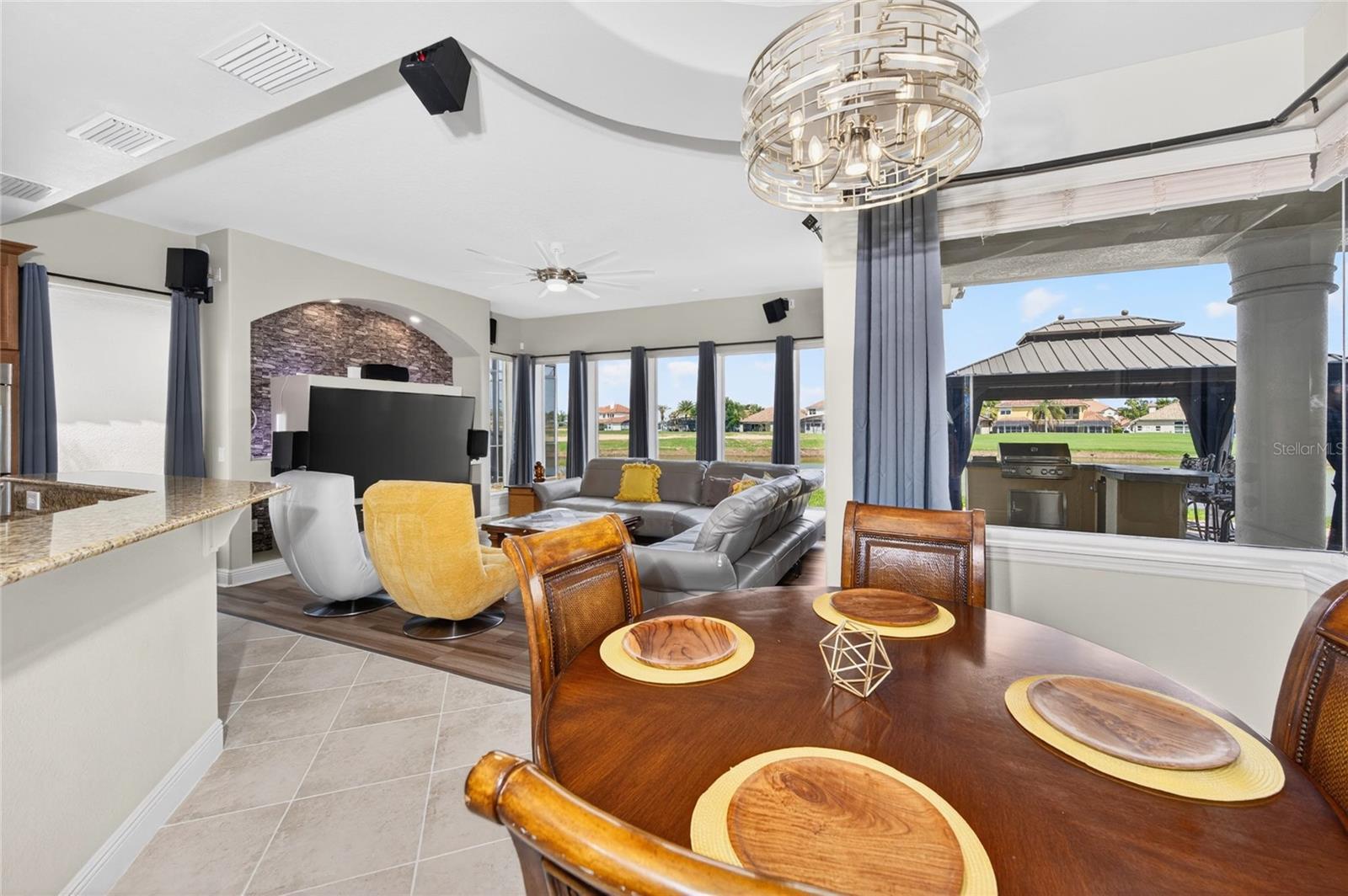 GREENS/PROVIDENCE - Residential