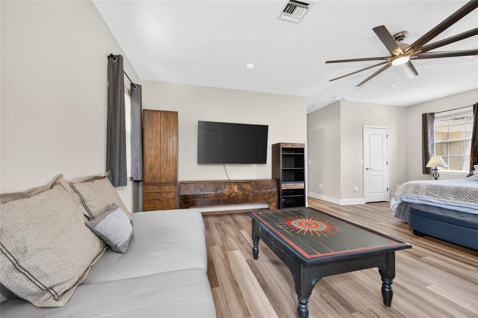 GREENS/PROVIDENCE - Residential