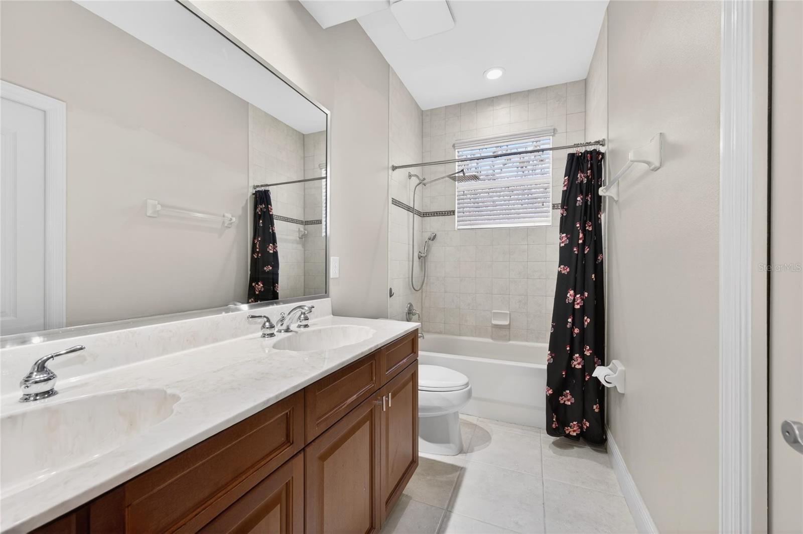 GREENS/PROVIDENCE - Residential