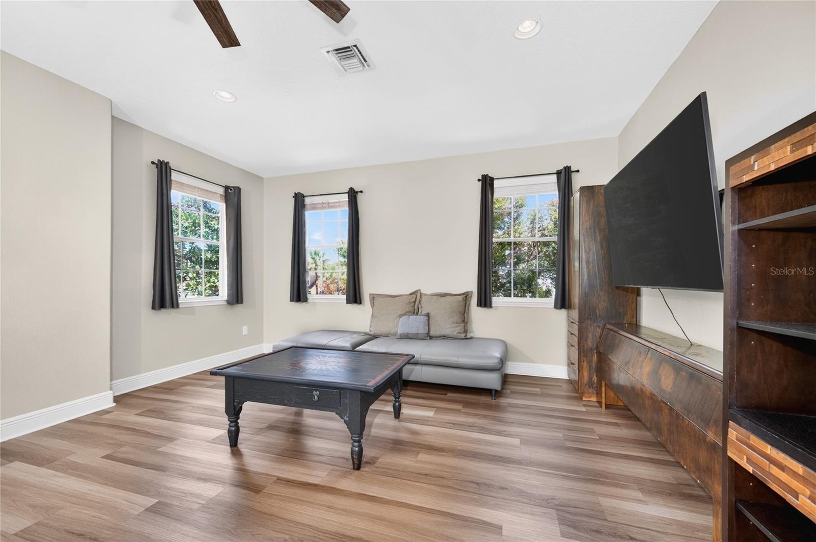 GREENS/PROVIDENCE - Residential