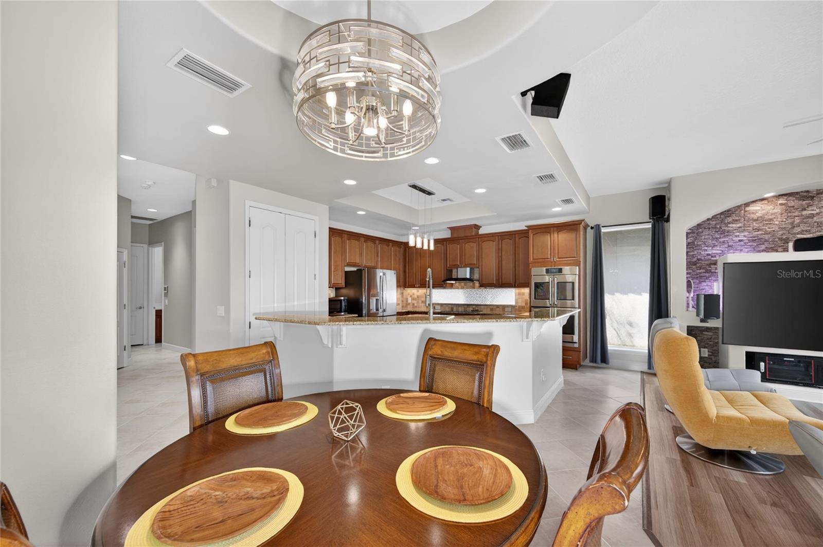 GREENS/PROVIDENCE - Residential