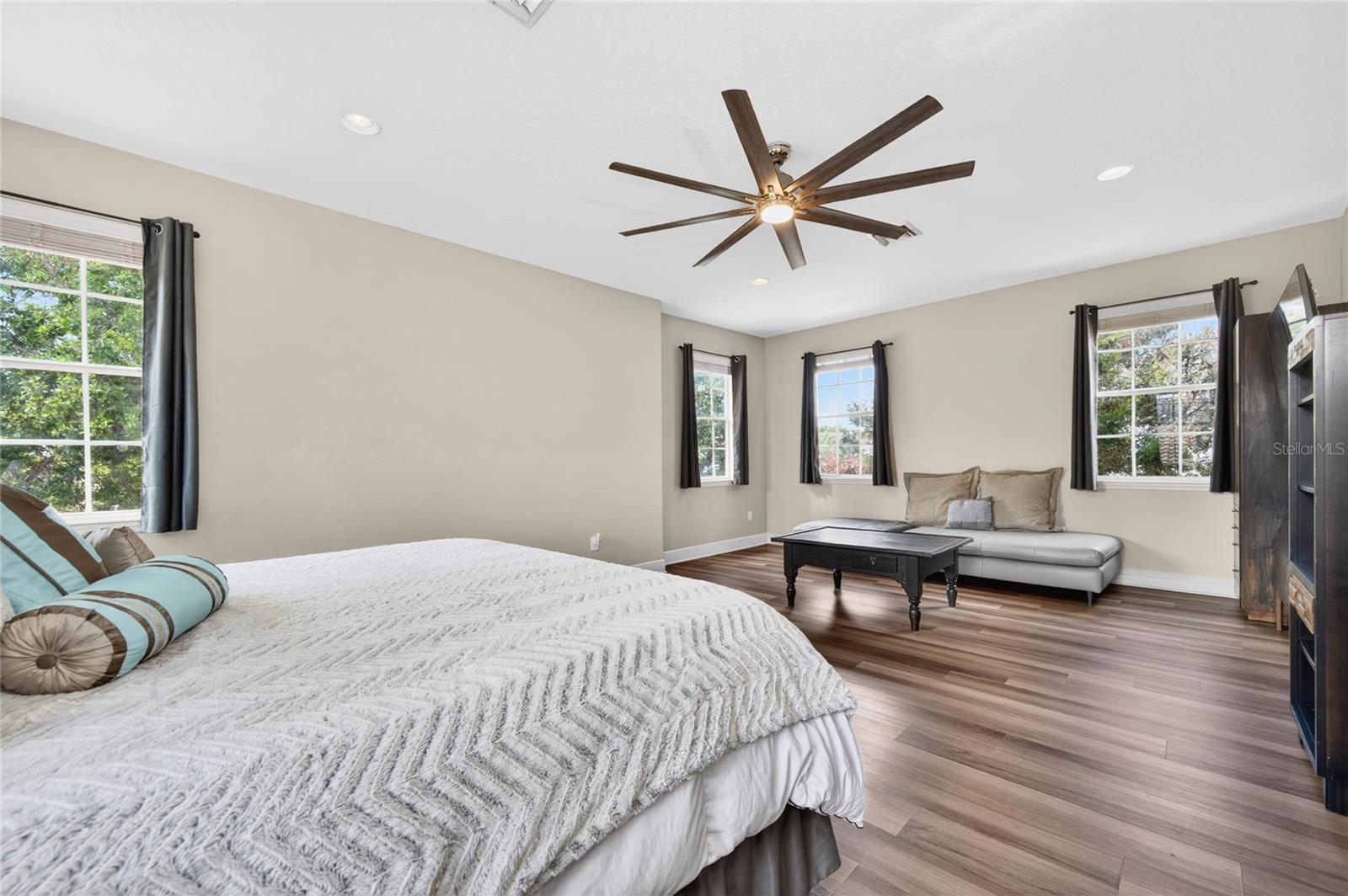 GREENS/PROVIDENCE - Residential