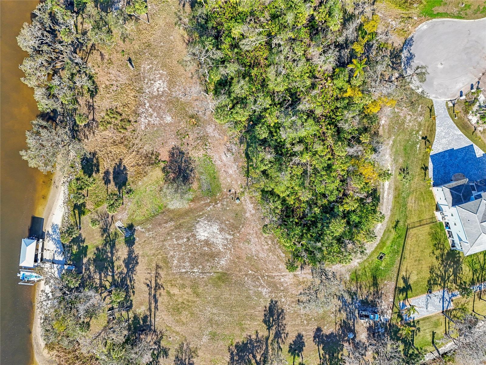 ALAFIA POINTE ESTATES - Land