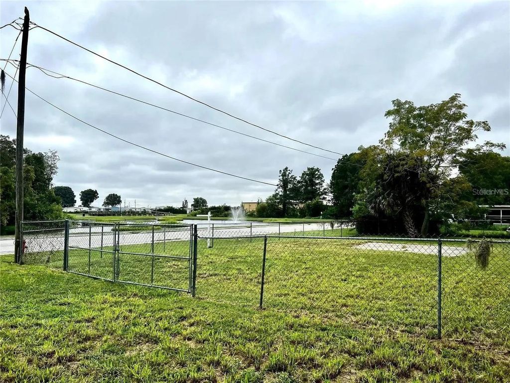 Photo of W Ruby Street, Tavares, FL 32778 (MLS # O6241380)