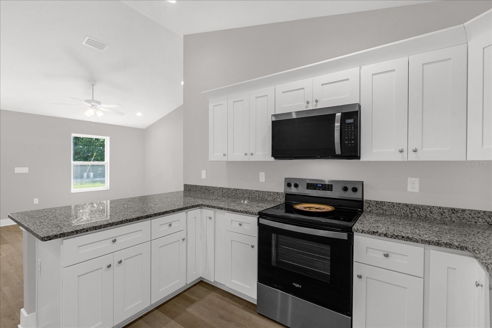 RAINBOW LAKES ESTATE - Residential