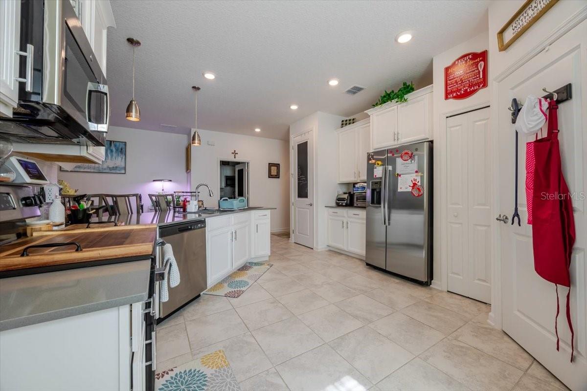 BELLEVUE AT ESTATES - Residential