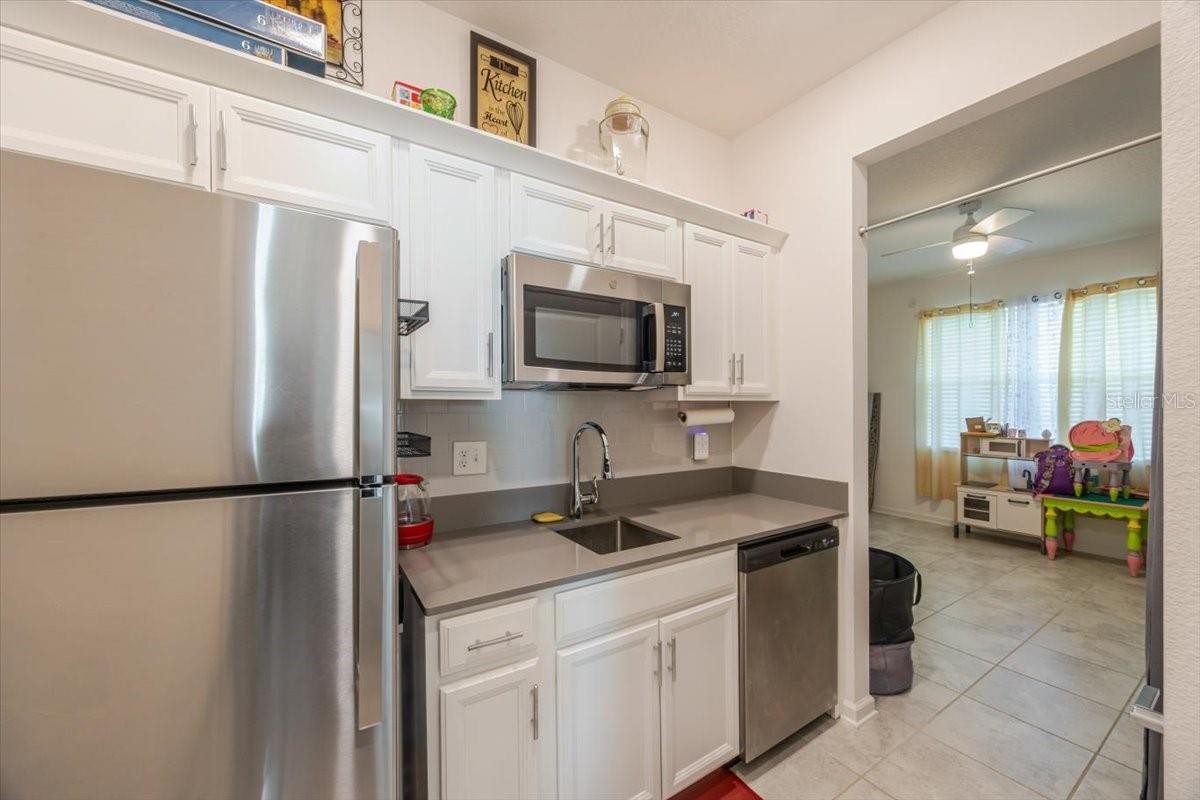 BELLEVUE AT ESTATES - Residential