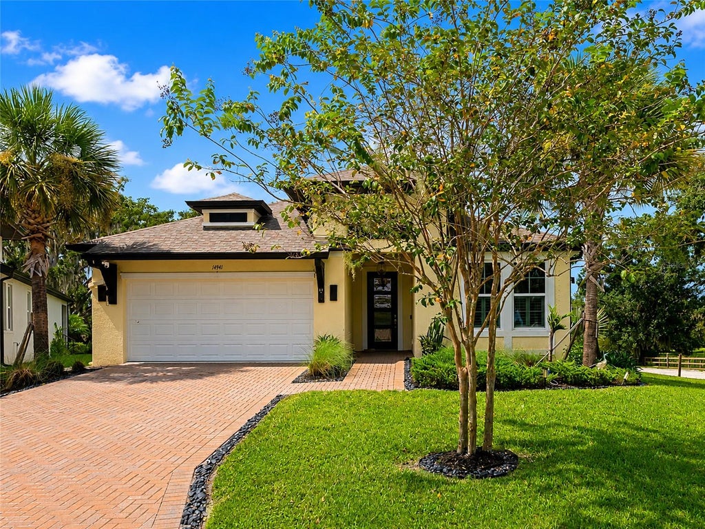 Photo of 14941 Barrows Bluff Terrace, Bradenton, FL 34212 (MLS # A4701741)