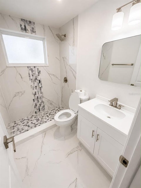 4116 Oakfield Avenue, Holiday, FL 34691