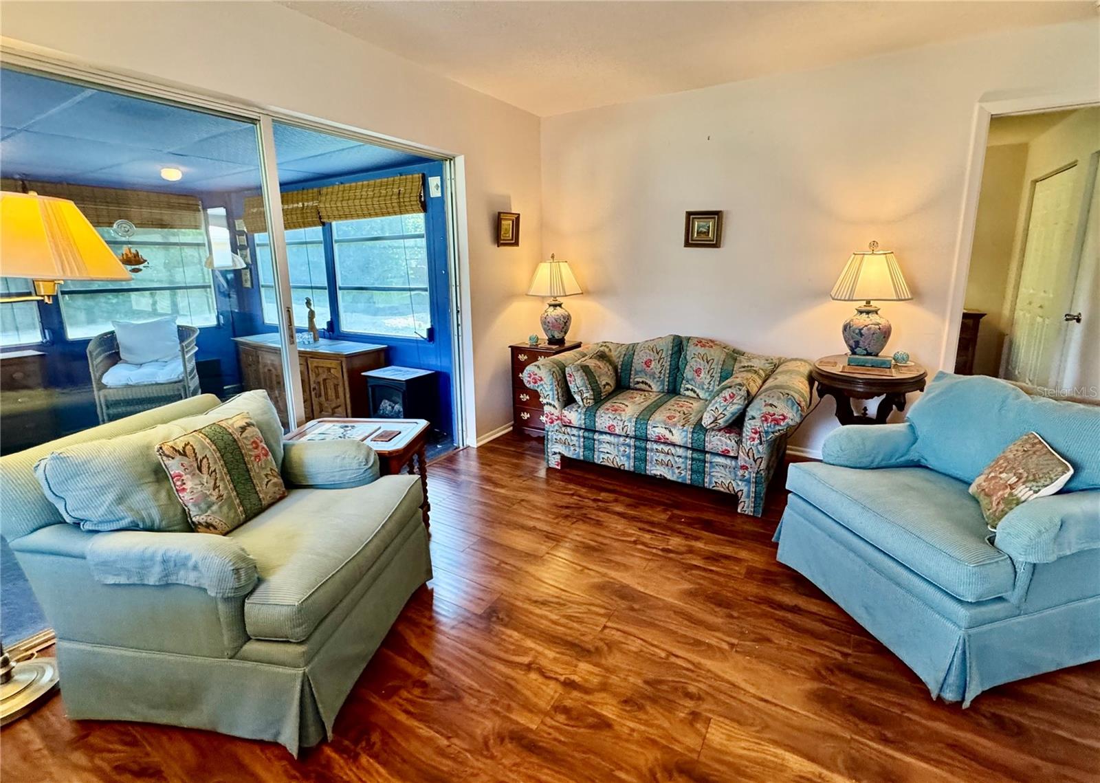 HEATHER HILL APTS - Residential