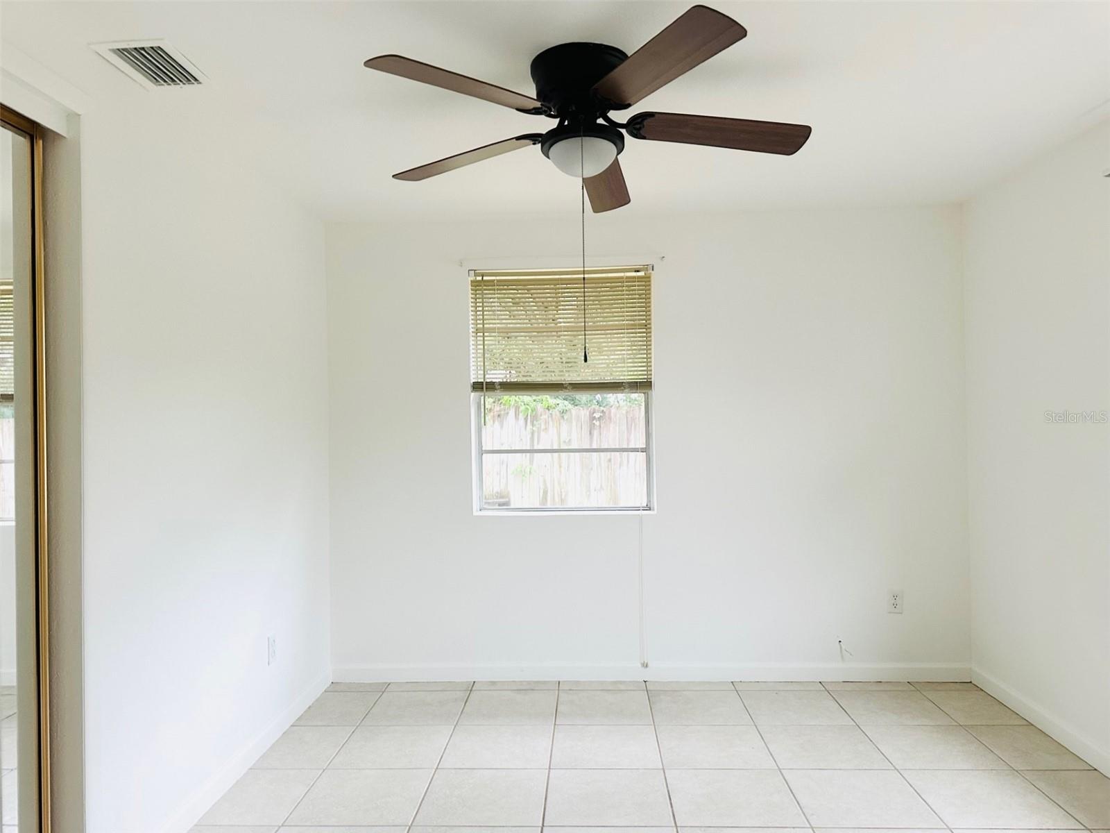 GREENLAND GROVES - Residential