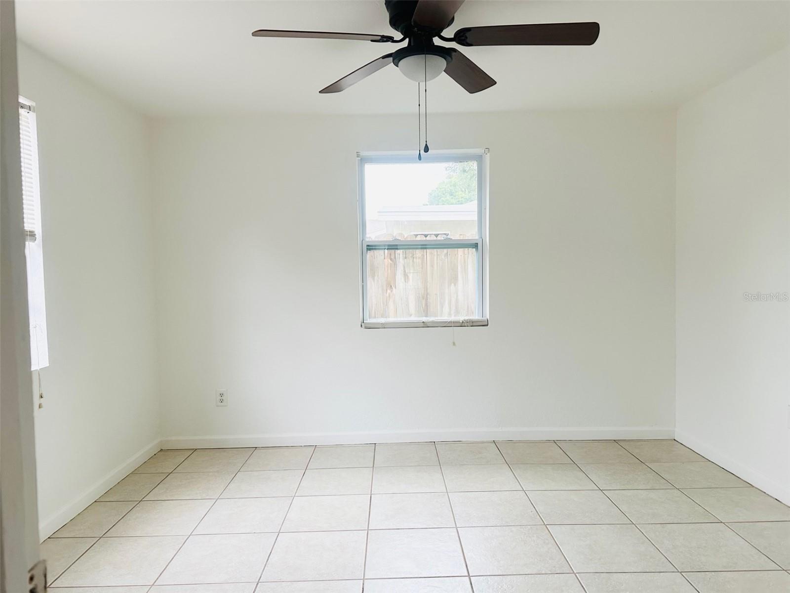 GREENLAND GROVES - Residential