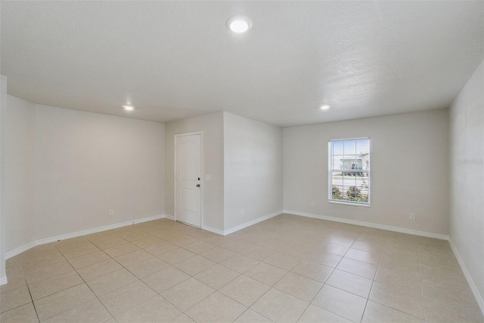 1729 CANAAN LOOP