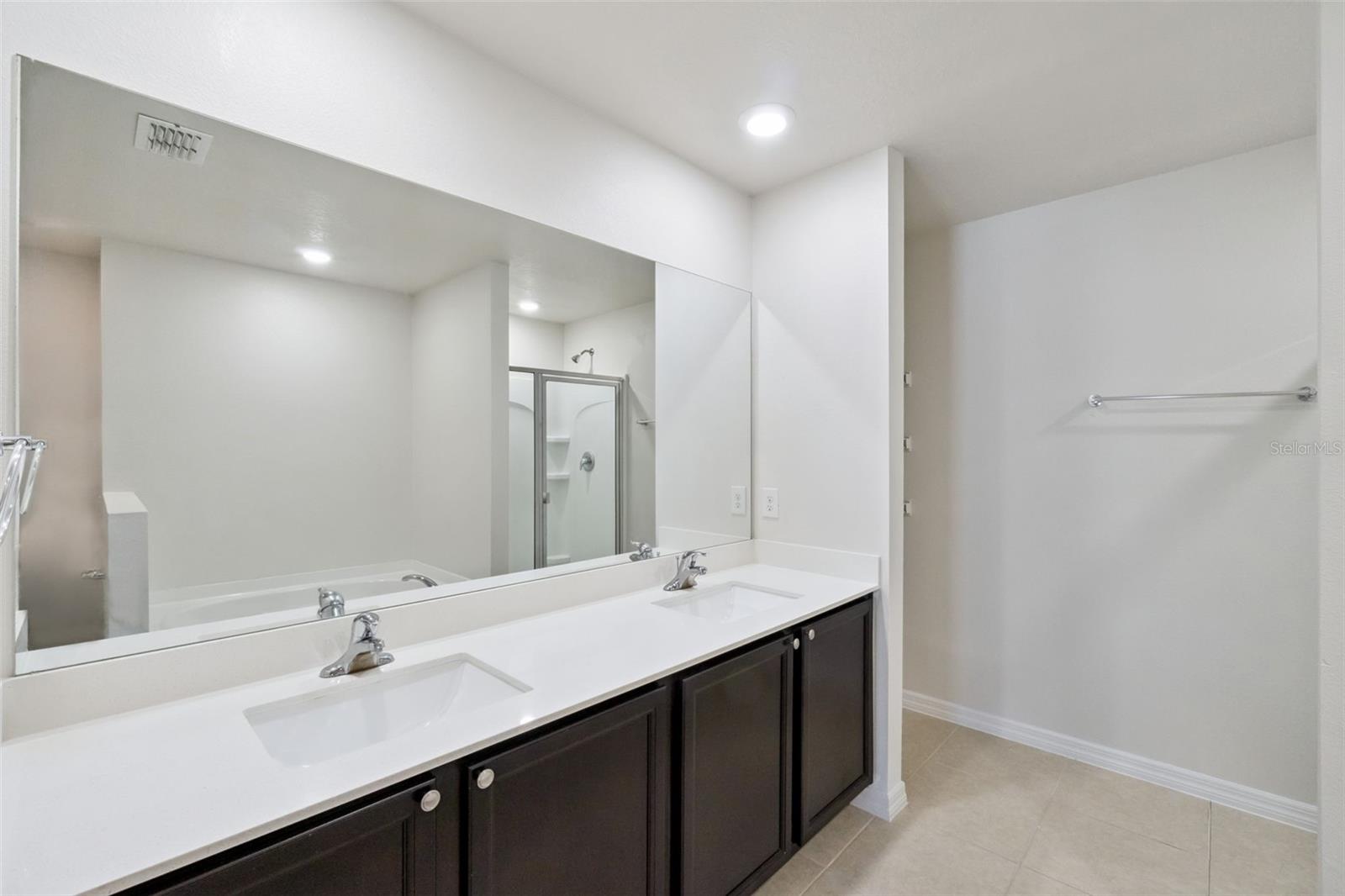RIDGE AT SWAN LAKE - Residential