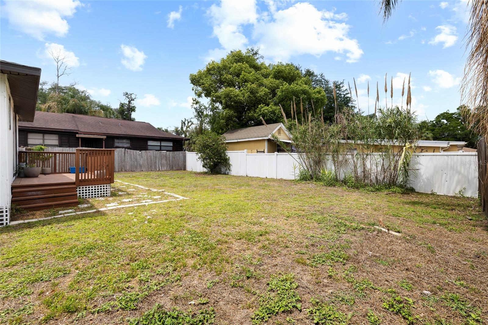 DEVANE & LOWRY SUB O - Residential