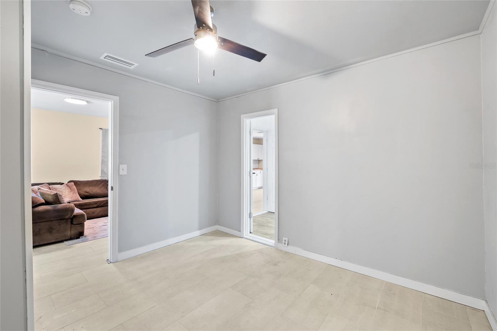 DEVANE & LOWRY SUB O - Residential