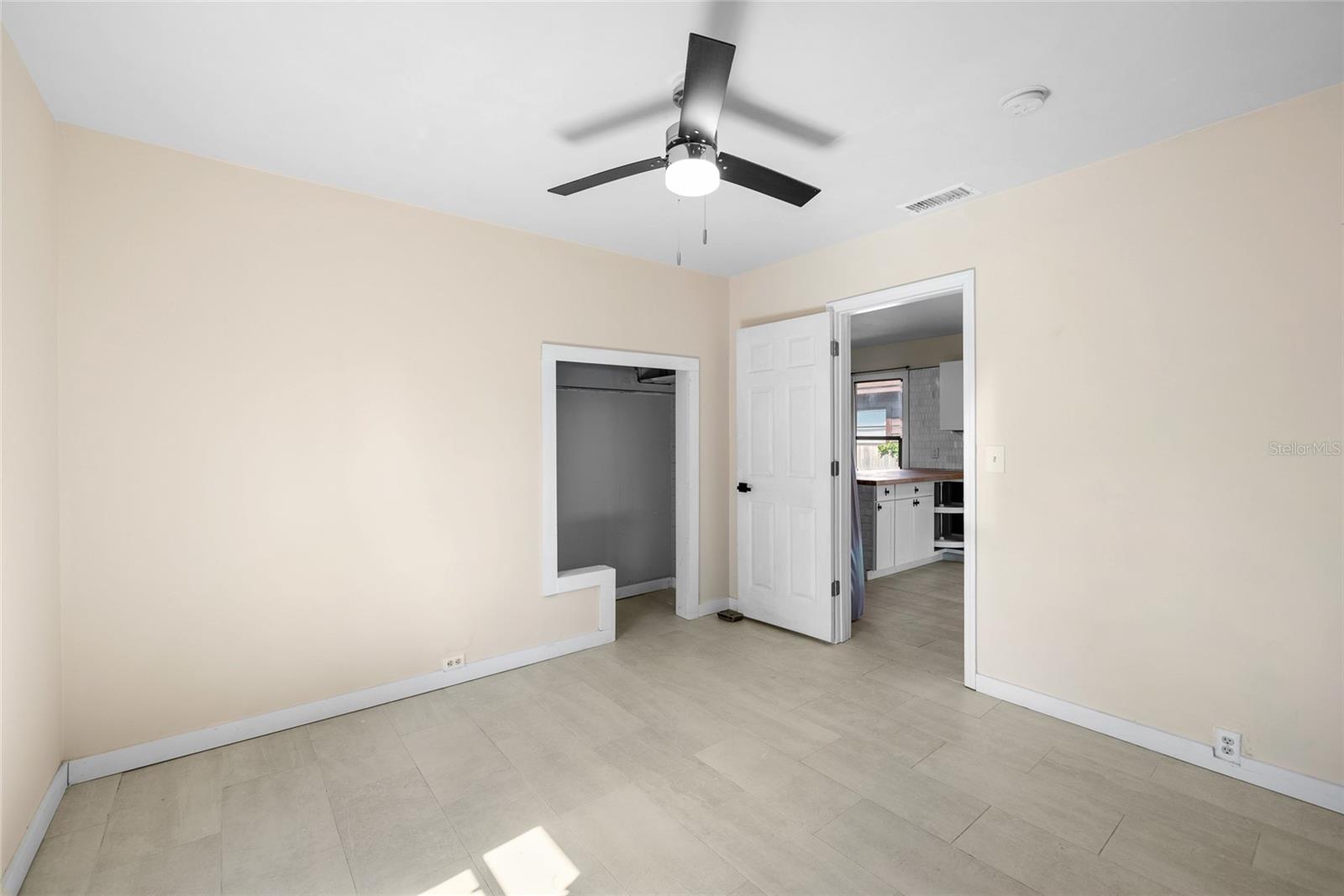 DEVANE & LOWRY SUB O - Residential