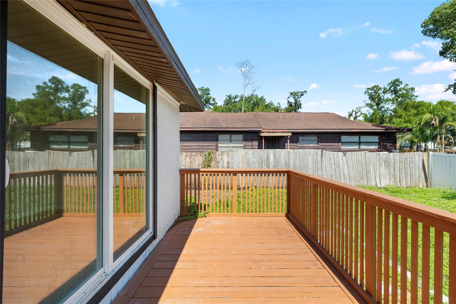 DEVANE & LOWRY SUB O - Residential