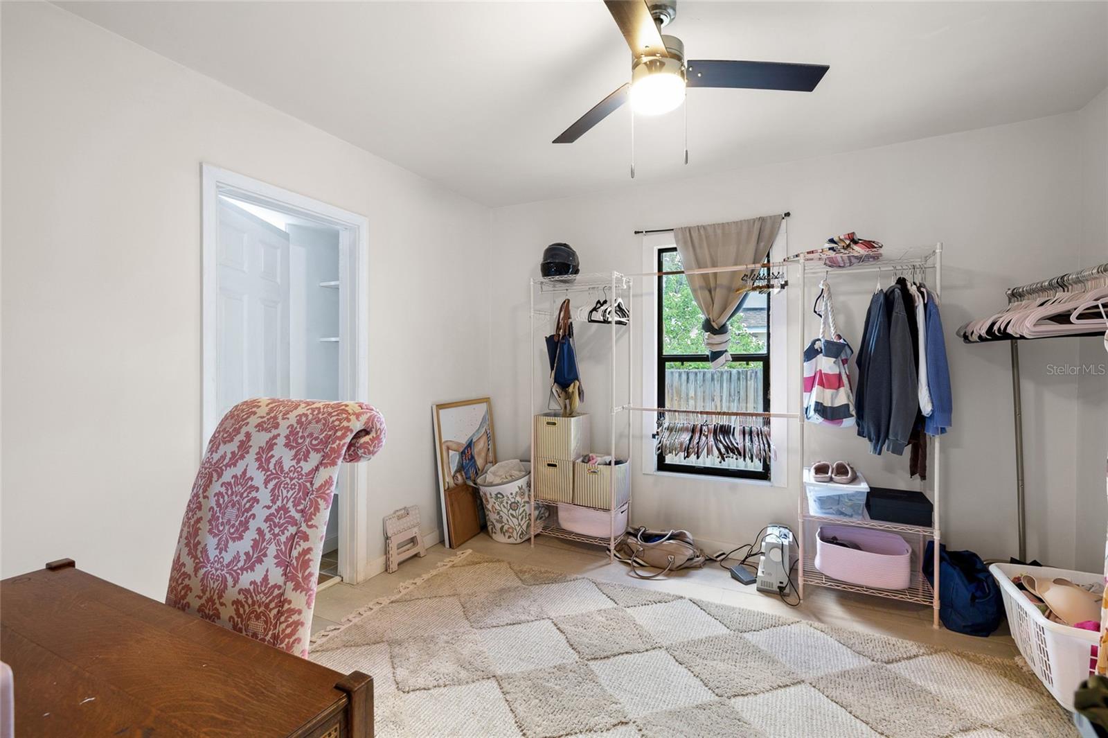 DEVANE & LOWRY SUB O - Residential