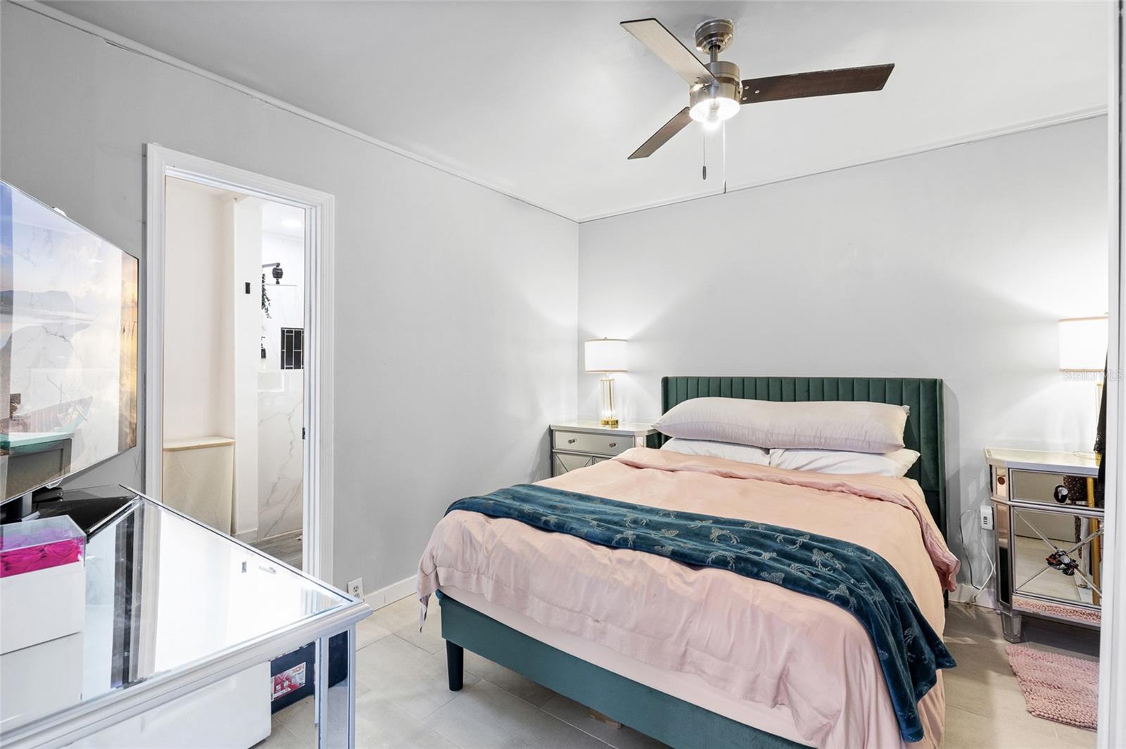 DEVANE & LOWRY SUB O - Residential