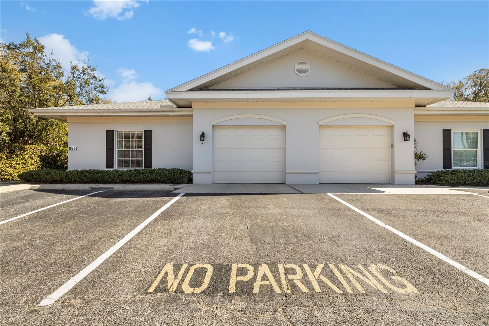 CITRUS FALLS COMMONS VILLAS - Residential