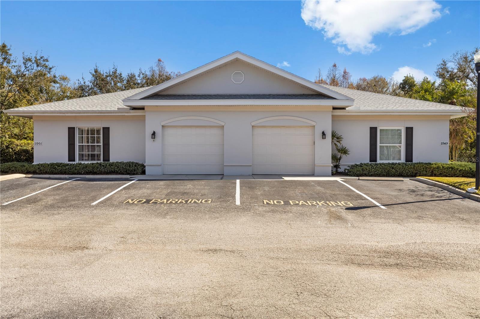 CITRUS FALLS COMMONS VILLAS - Residential