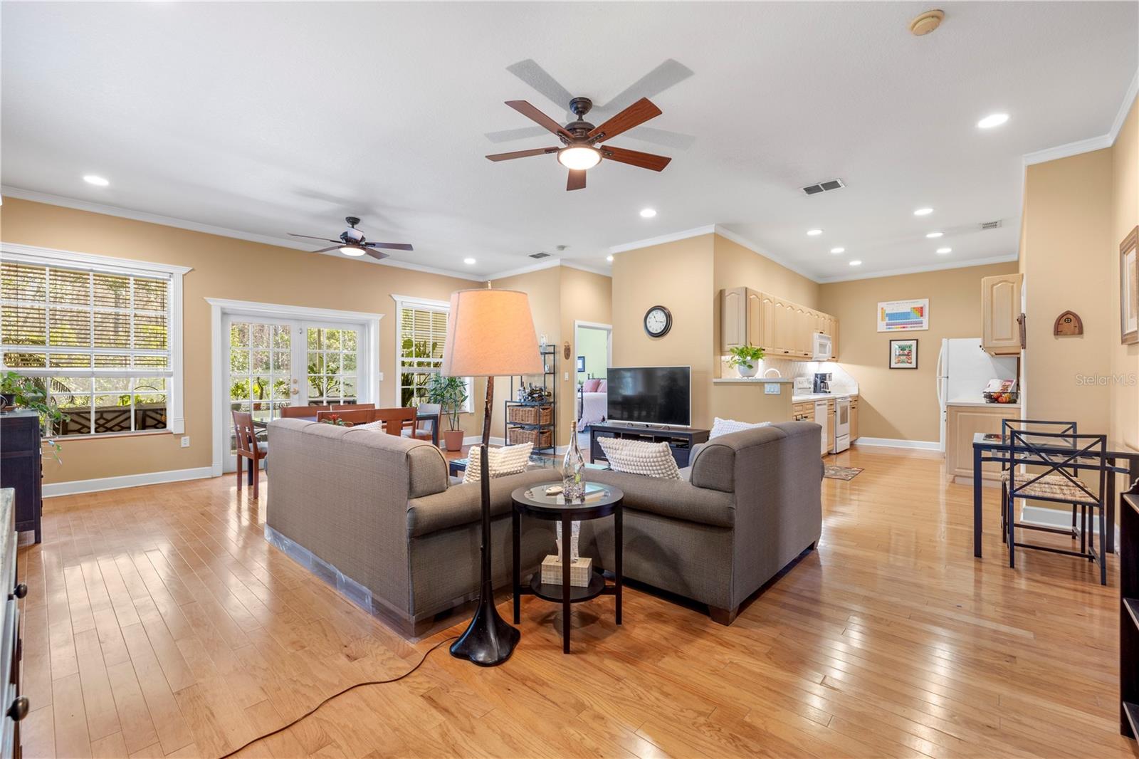 CITRUS FALLS COMMONS VILLAS - Residential