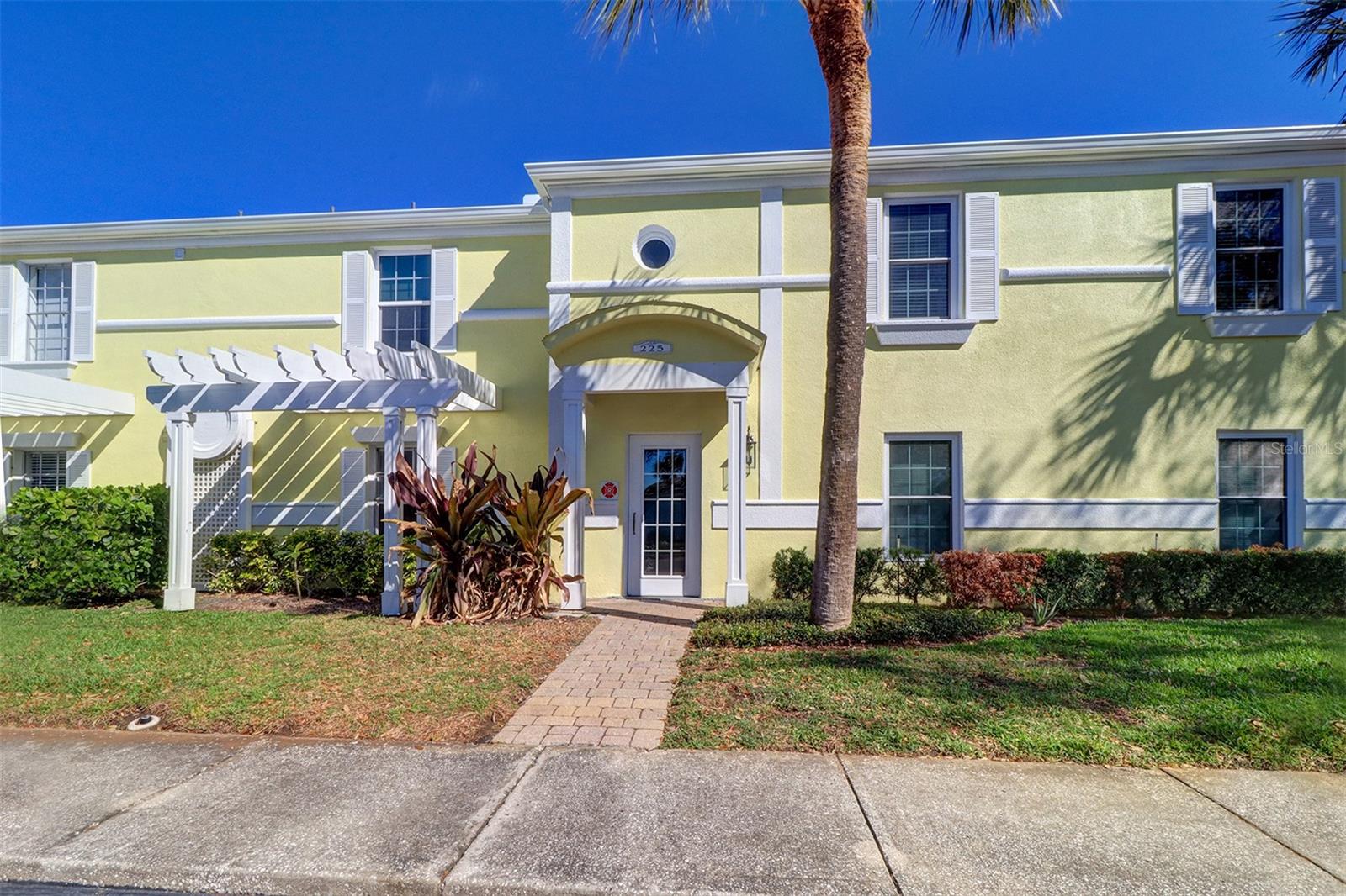 225 POMPANO DRIVE SE C