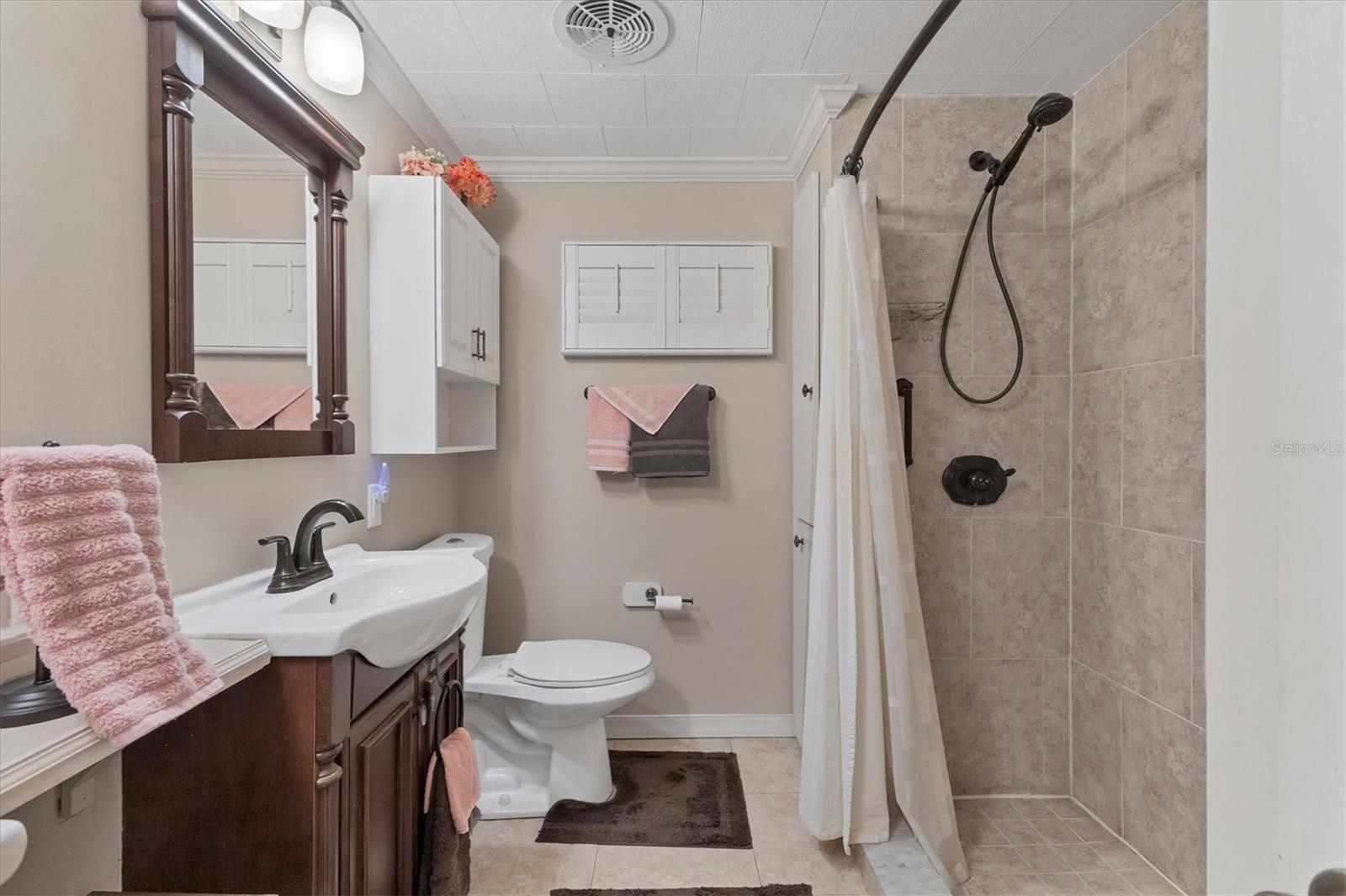 TIDEVUE ESTATES FIRST ADD - Residential