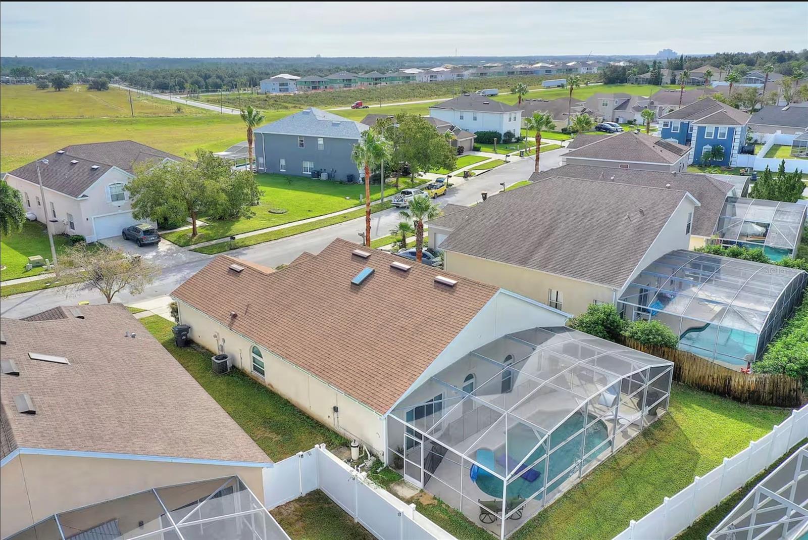 HAMPTON LAKES, HAMPTON ESTATES - Residential