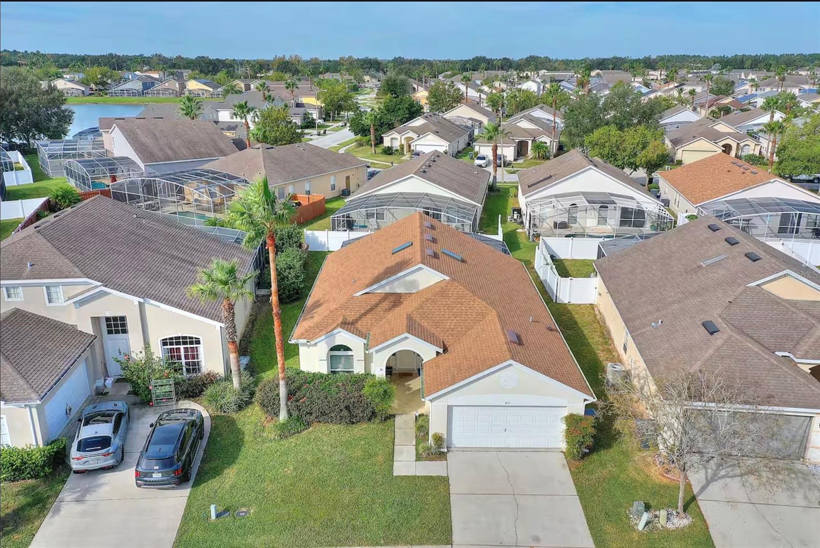 HAMPTON LAKES, HAMPTON ESTATES - Residential