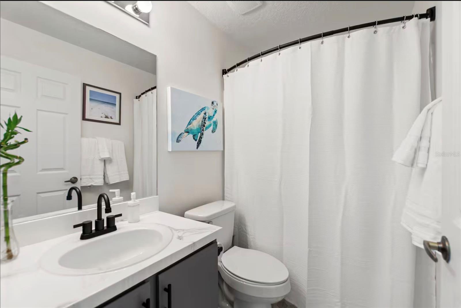 HAMPTON LAKES, HAMPTON ESTATES - Residential