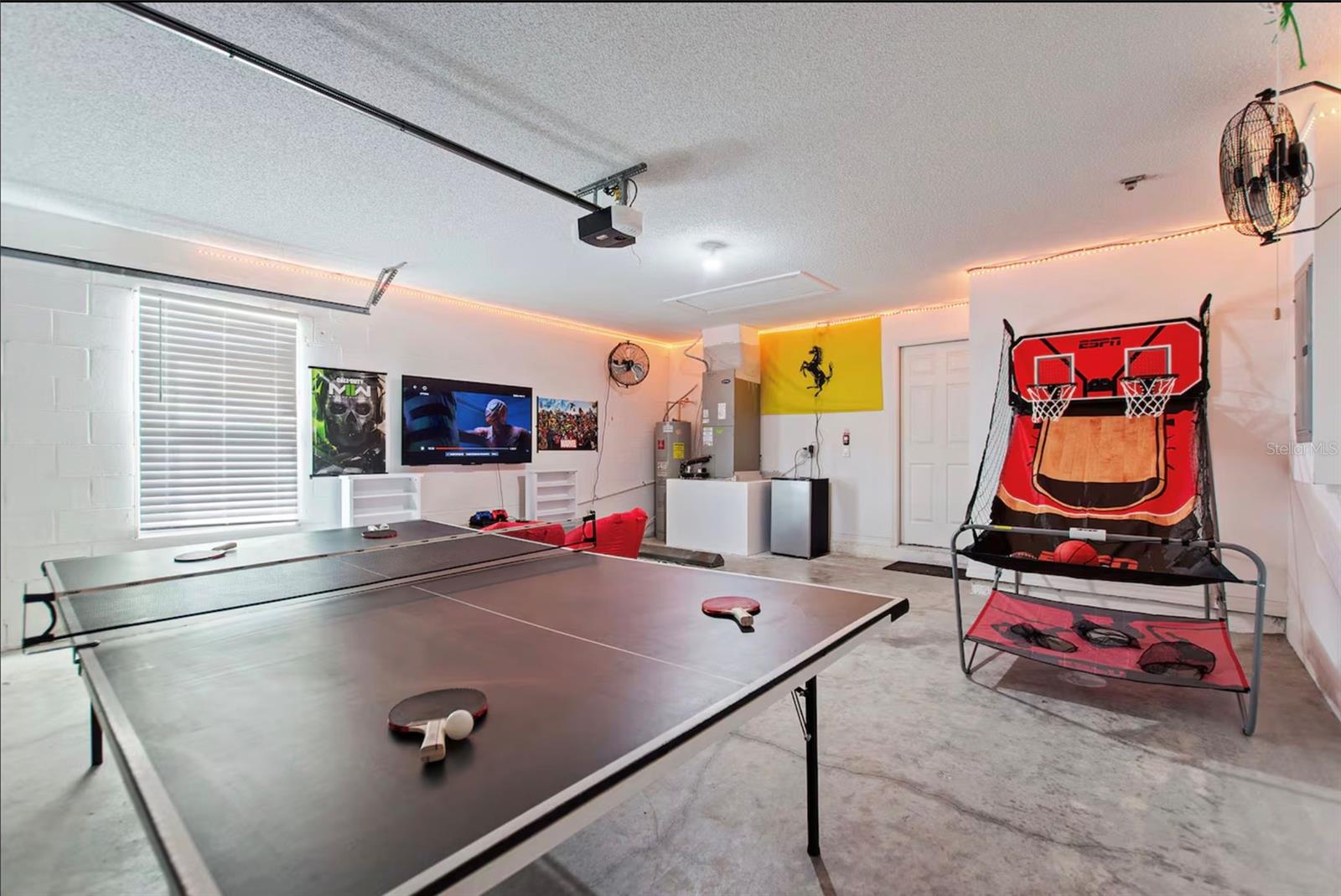 HAMPTON LAKES, HAMPTON ESTATES - Residential