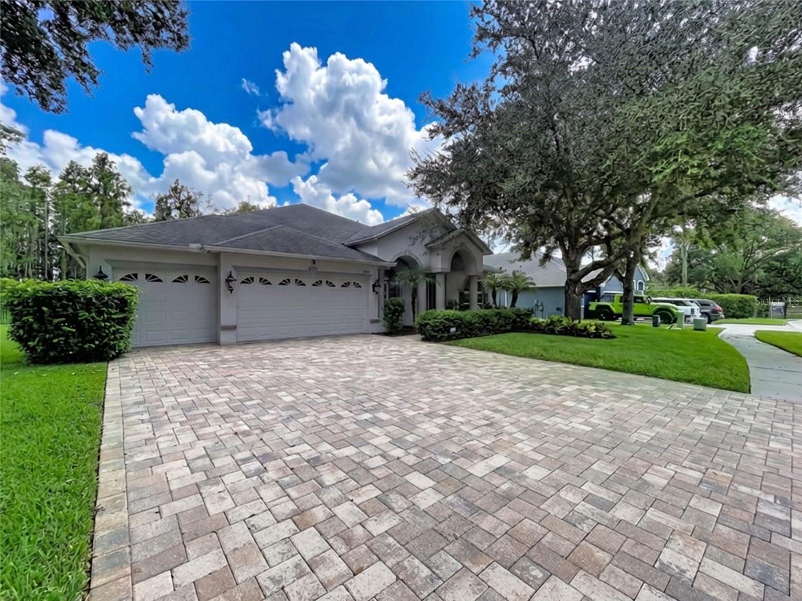 21422 DRAYCOTT WAY