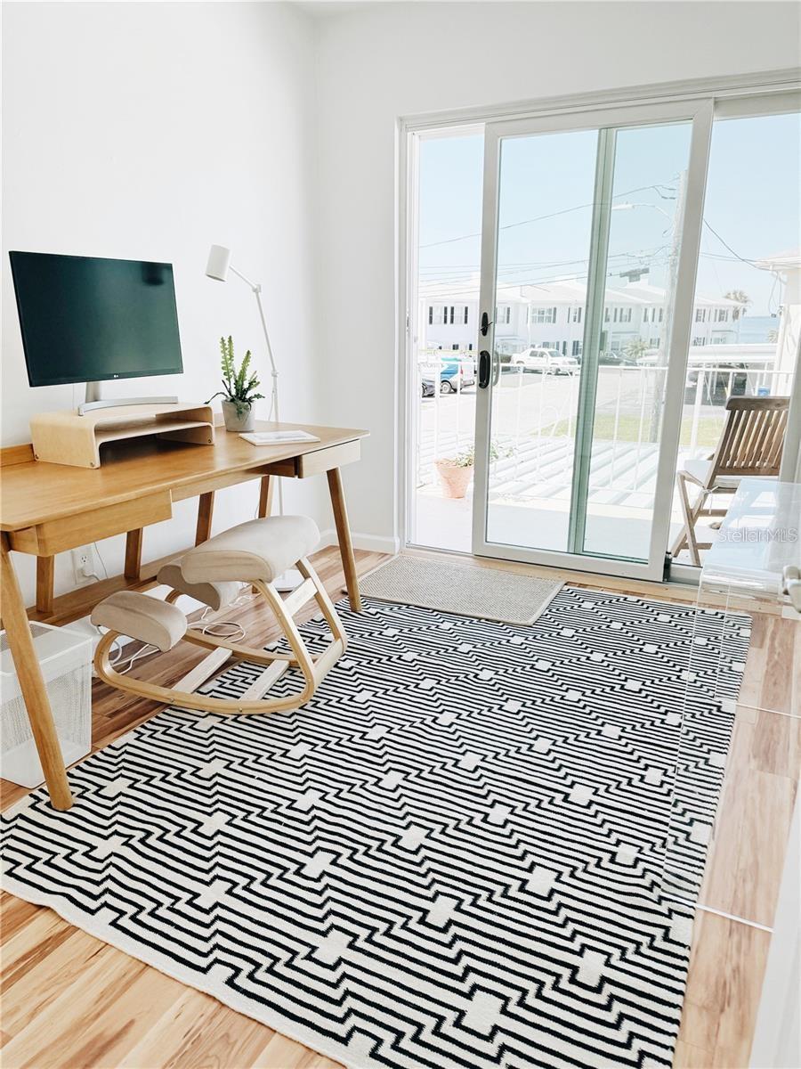 DUNEDIN CSWY CENTER - Residential Lease