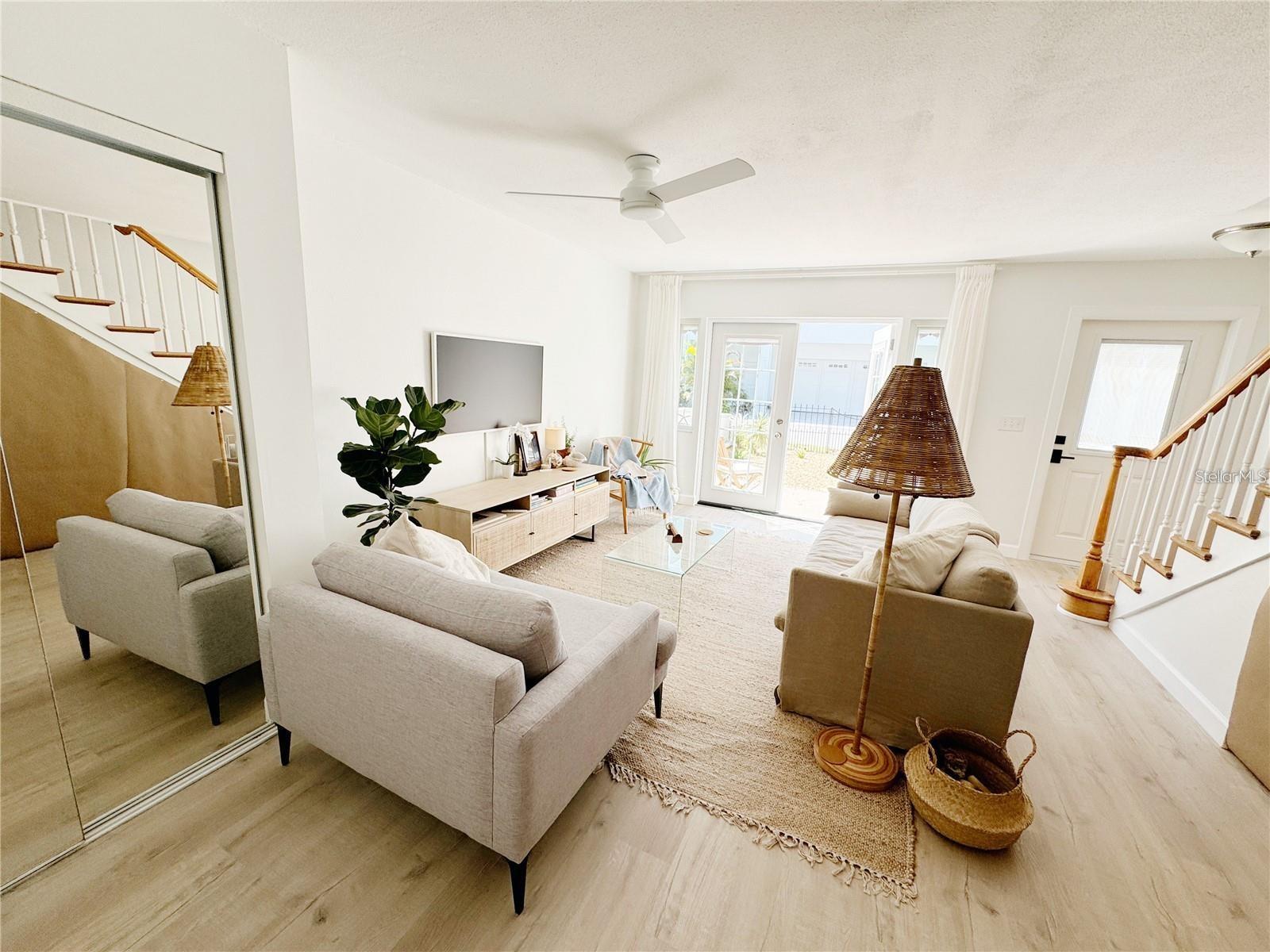 DUNEDIN CSWY CENTER - Residential Lease